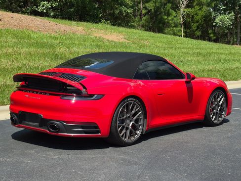 Certified 2020 Porsche 911 Carrera 4S AWD/4WD image 22