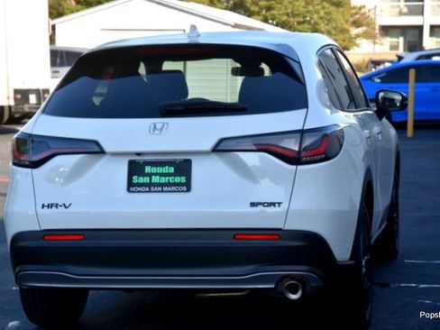 Certified 2026 Honda HR-V Sport image 4