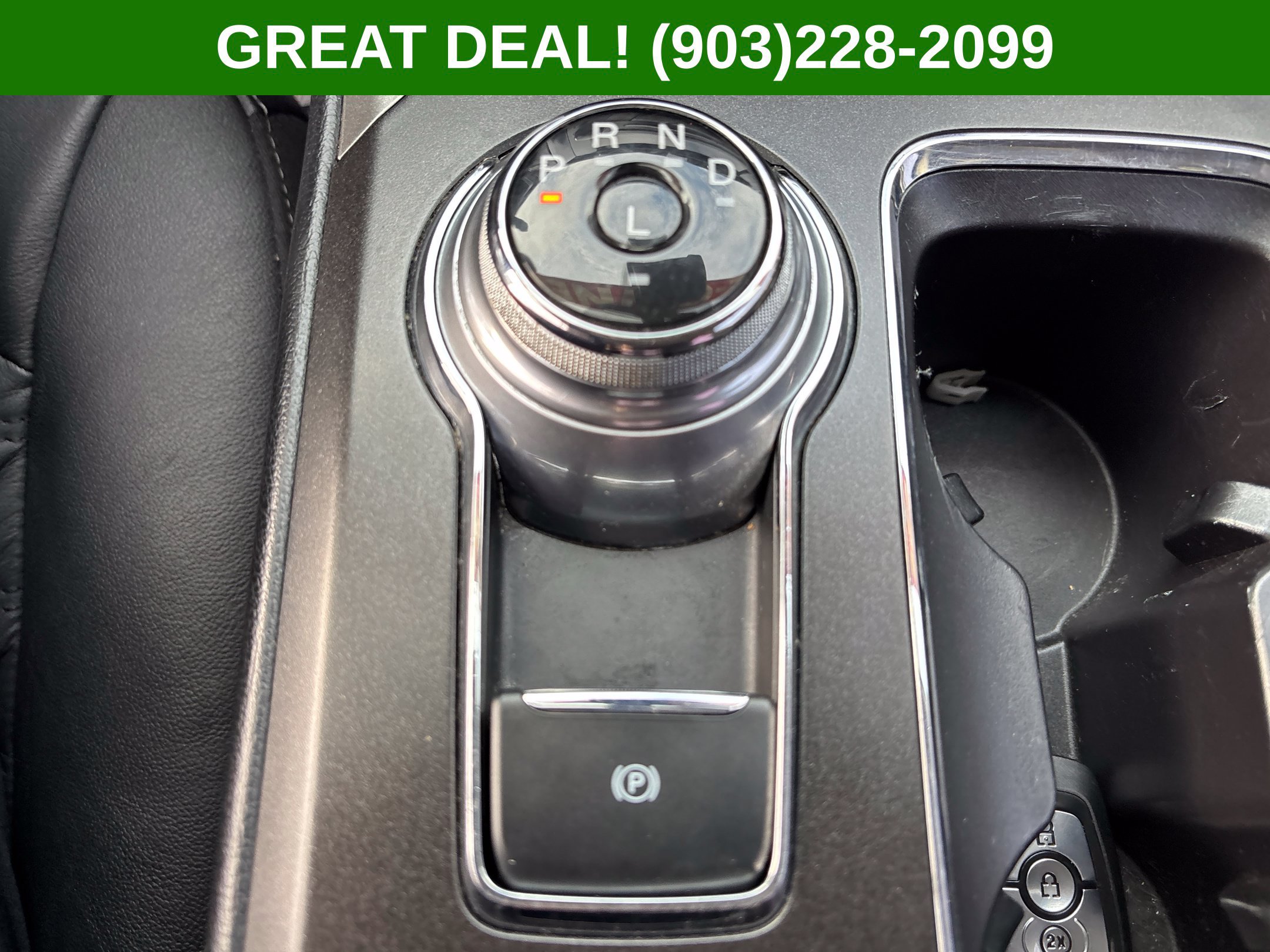Used 2017 Ford Fusion SE w/ Equipment Group 602A FWD image 39
