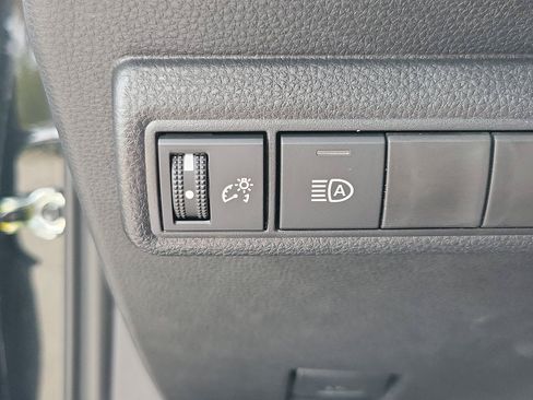 Used 2026 Toyota Corolla LE FWD image 29