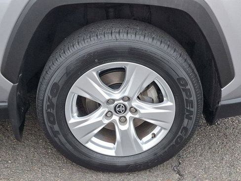 Certified 2021 Toyota RAV4 XLE image 28