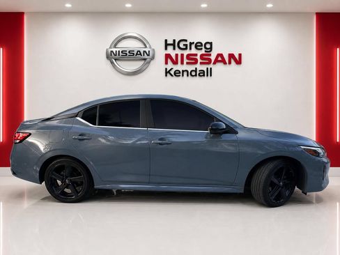 Used 2024 Nissan Sentra SR FWD image 10