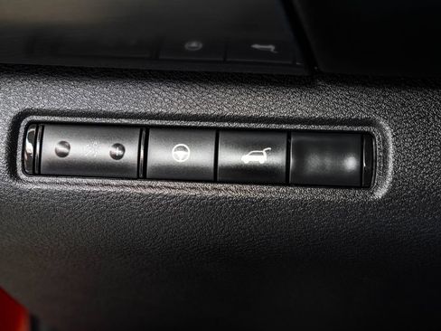 Used 2023 Nissan Pathfinder SL AWD/4WD image 41