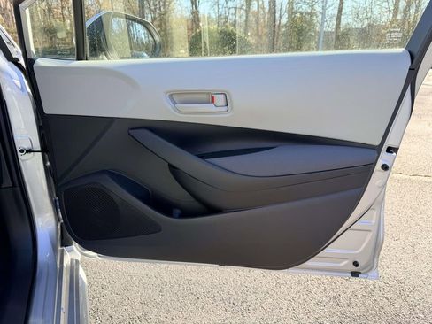 Used 2026 Toyota Corolla LE image 10