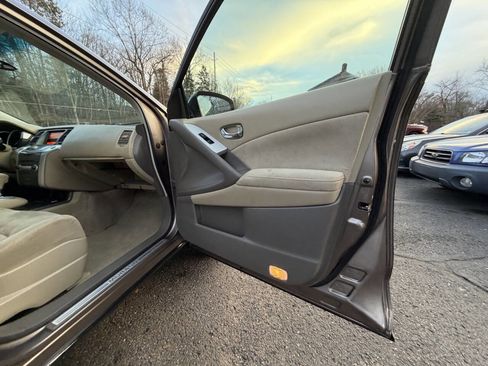 Used 2011 Nissan Murano S image 13