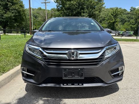 Used 2019 Honda Odyssey Elite image 2