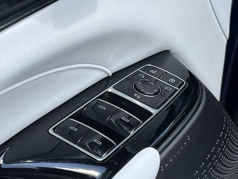 Certified 2024 Cadillac Lyriq Luxury RWD image 25