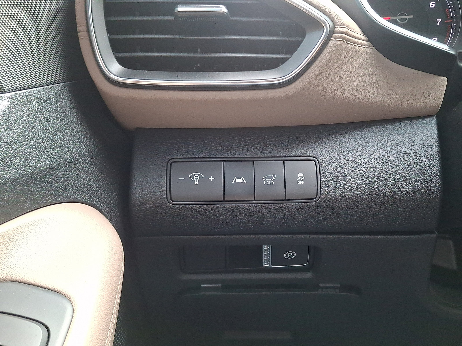 Used 2023 Hyundai Santa Fe SEL AWD/4WD image 26
