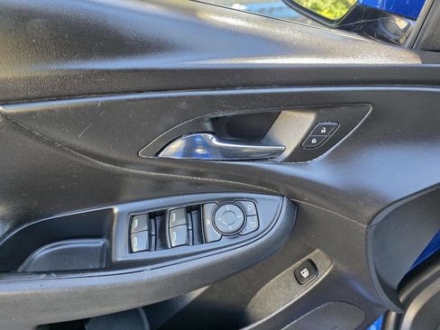 Used 2018 Chevrolet Volt LT image 15