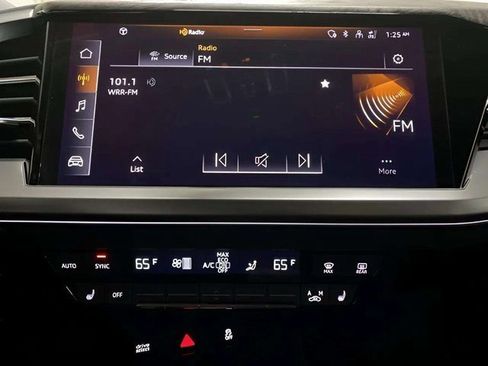 Used 2024 Audi Q4 e-tron Premium w/ Convenience Package image 40