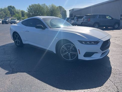 Used 2024 Ford Mustang Premium RWD image 2
