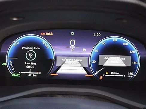 Used 2025 Toyota Camry XLE image 31