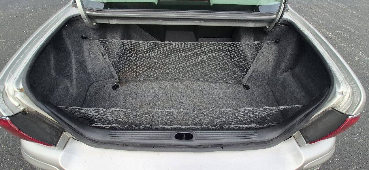 Used 2005 Buick Le Sabre Custom w/ Leather and Comfort Group FWD image 20