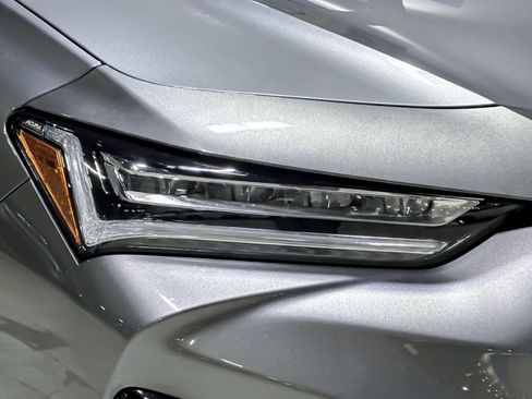 Used 2025 Acura TLX w/ Technology Package image 10