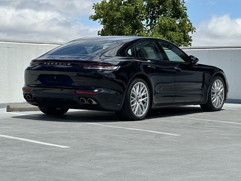 Used 2022 Porsche Panamera 4S AWD/4WD image 8