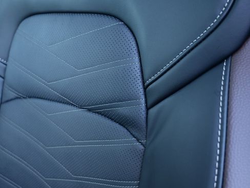 New 2025 Nissan Pathfinder Platinum image 26