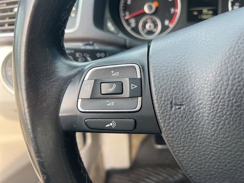 Used 2015 Volkswagen Passat 1.8T Limited Edition image 16