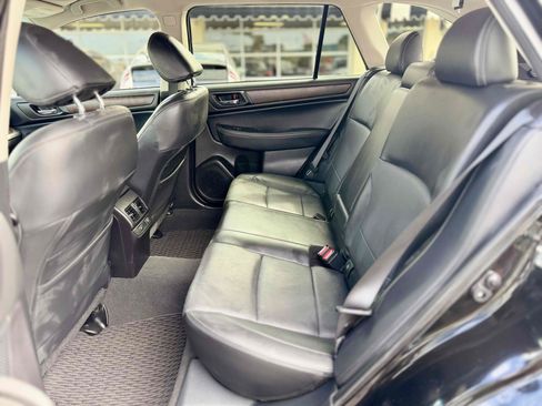 Used 2017 Subaru Outback 3.6R Limited AWD/4WD image 26