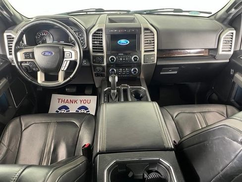 Used 2017 Ford F150 Platinum w/ Equipment Group 701A Luxury AWD/4WD image 40