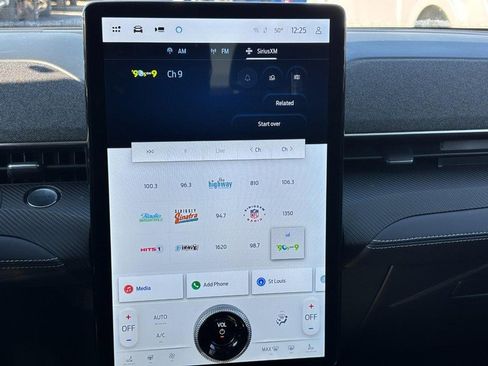 Used 2025 Ford Mustang Mach-E Premium image 22