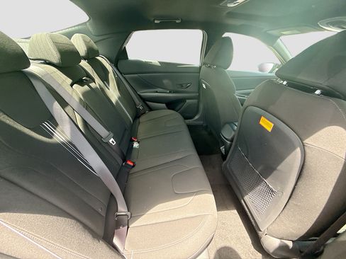New 2026 Hyundai Elantra SEL Sport Premium FWD image 19