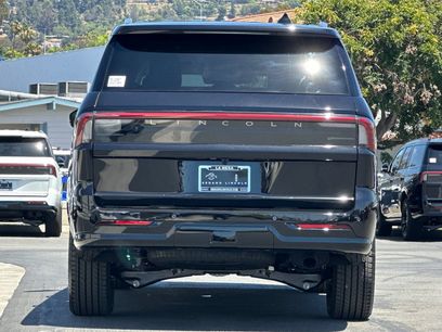 New 2026 Lincoln Navigator L Premier