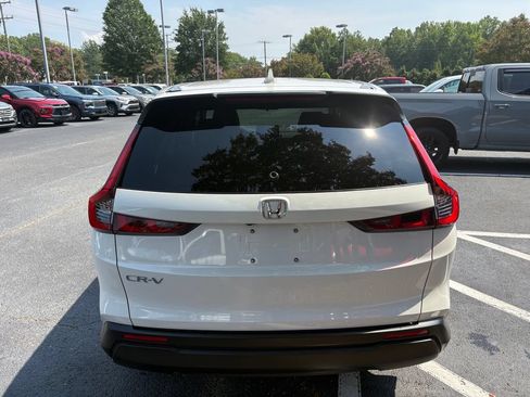 Used 2025 Honda CR-V EX image 14