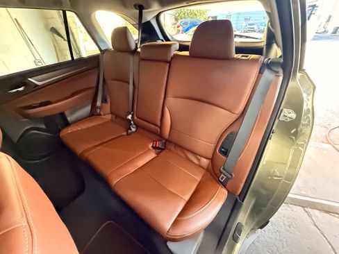 Used 2019 Subaru Outback 2.5i Touring w/ Popular Package #3A AWD/4WD image 14