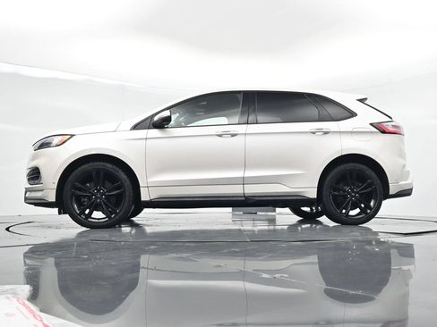 Used 2019 Ford Edge ST w/ Equipment Group 401A AWD/4WD image 29