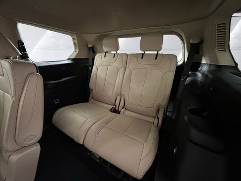 Used 2021 Jeep Grand Cherokee L Limited image 18