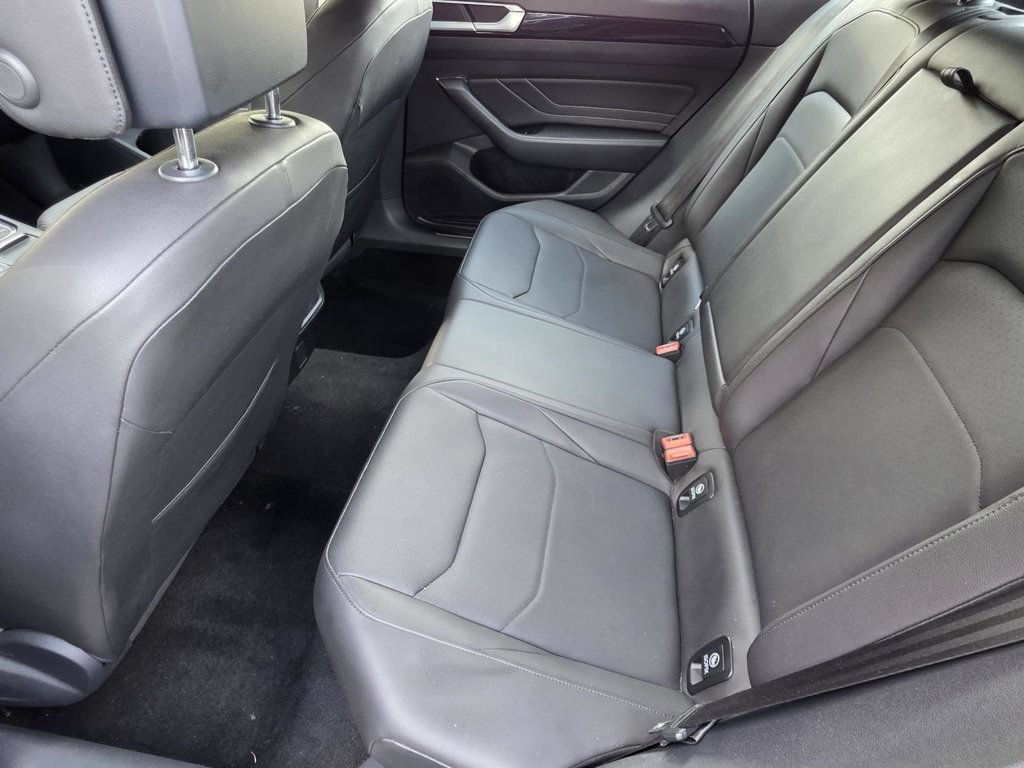Used 2021 Volkswagen Arteon SE w/ Arteon MDO Package FWD image 8
