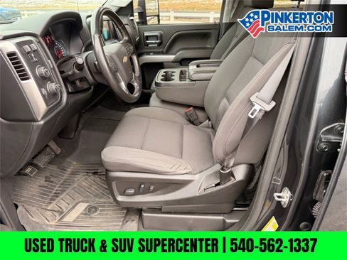 Used 2018 Chevrolet Silverado 1500 LT w/ All Star Edition image 12