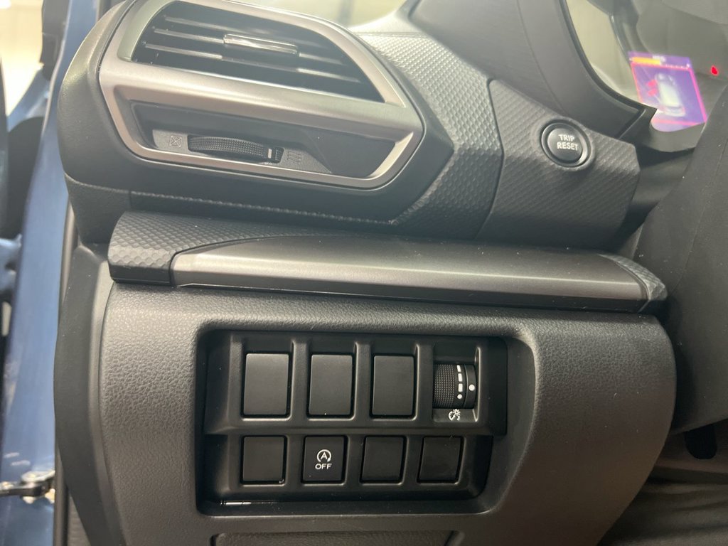 Used 2020 Subaru Forester Premium AWD/4WD image 18