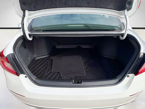 Used 2022 Honda Accord Sport image 25