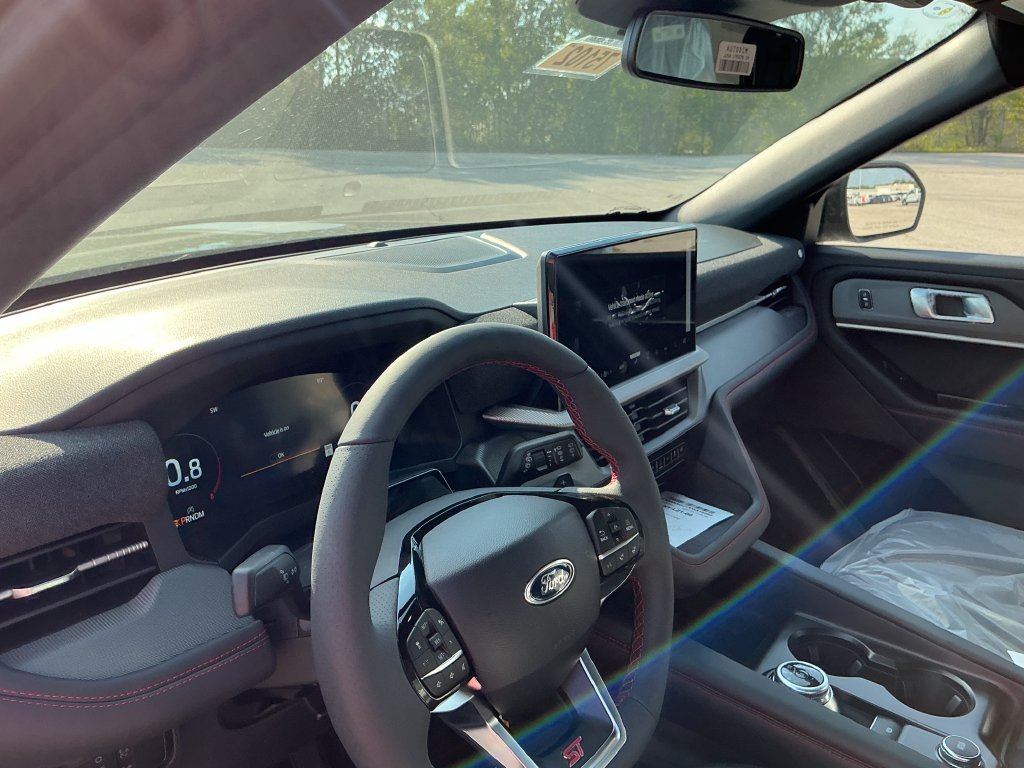 New 2027 Ford Explorer ST AWD/4WD image 26