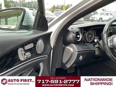 Used 2019 Mercedes-Benz E 300 4MATIC w/ Premium 1 Package image 4