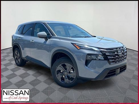New 2026 Nissan Rogue SV AWD/4WD image 1