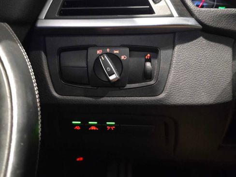 Used 2017 BMW M3 image 29