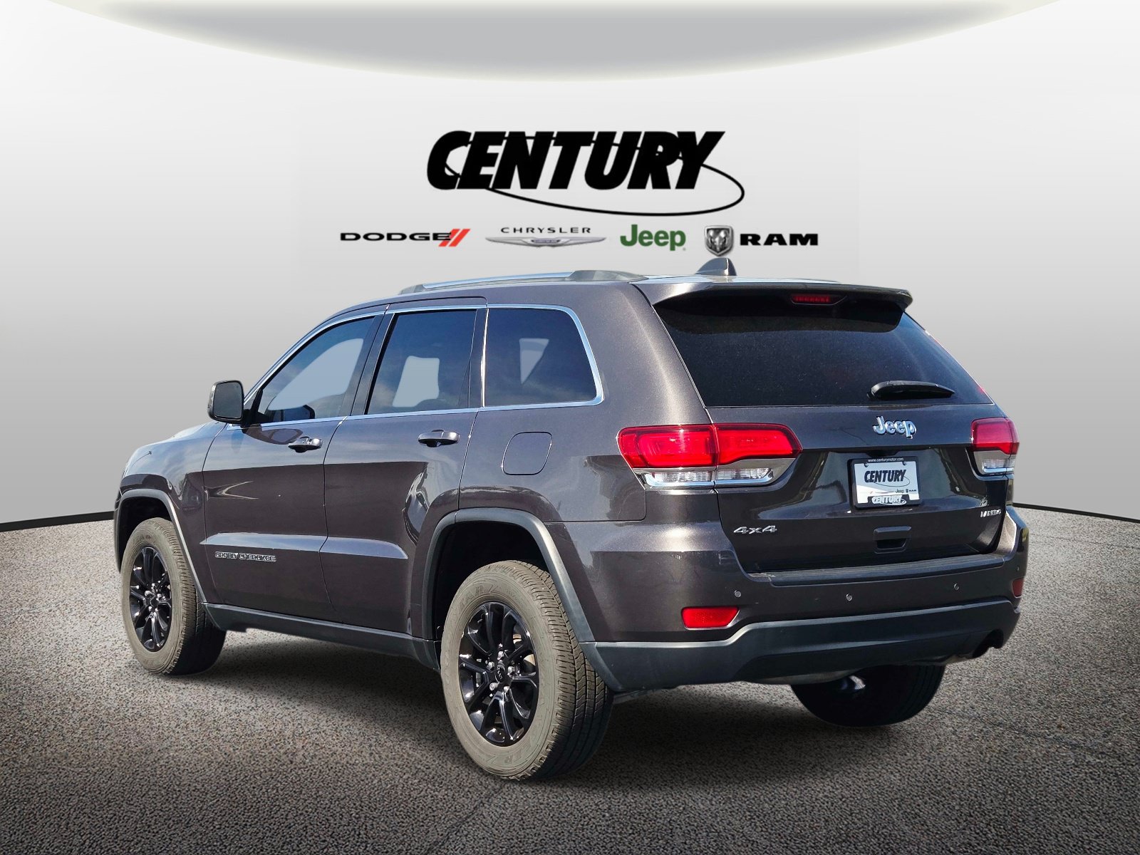 Used 2021 Jeep Grand Cherokee Laredo AWD/4WD image 6