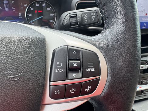 Used 2023 Ford Explorer Limited w/ Equipment Group 301A RWD image 14
