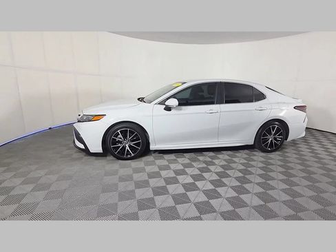 Used 2024 Toyota Camry SE FWD image 49