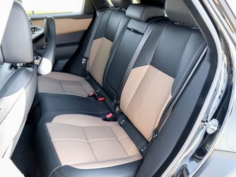 New 2026 Land Rover Range Rover Velar Autobiography AWD/4WD image 44