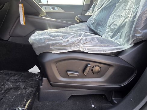 New 2026 Ford Explorer Active image 25