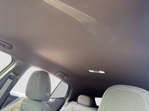 Used 2025 Chevrolet Equinox EV LT FWD image 32