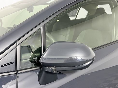 Used 2025 Toyota Corolla LE image 12