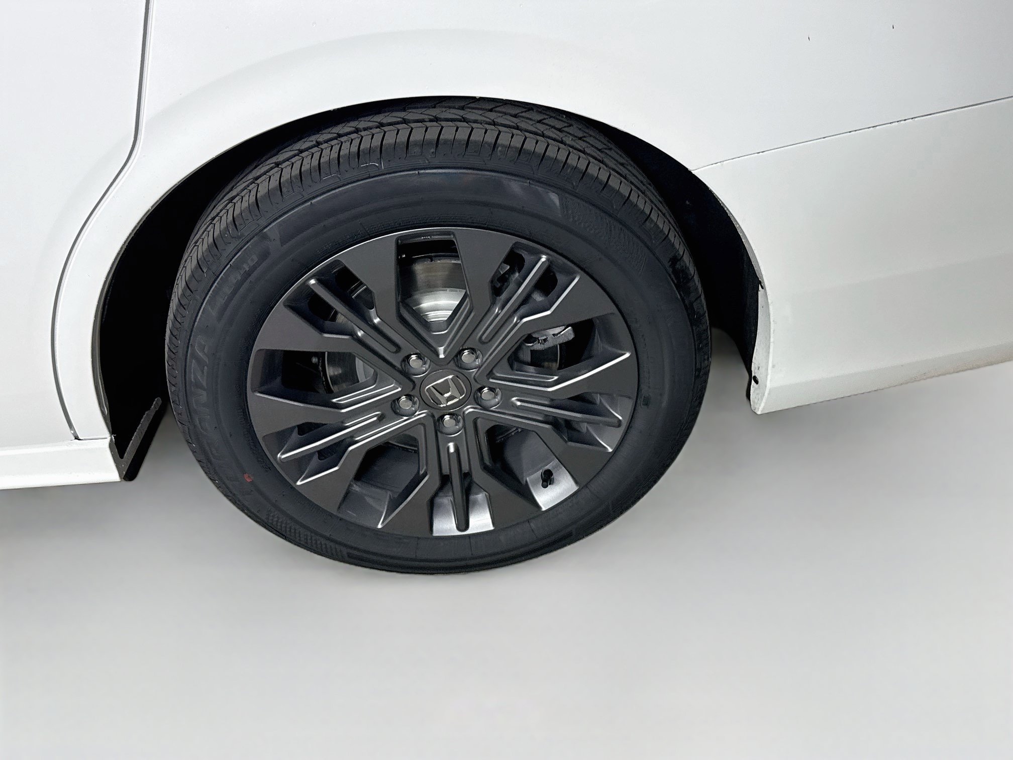New 2027 Honda Odyssey Touring image 41