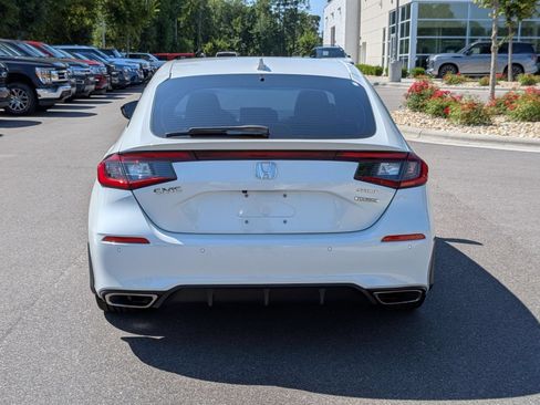 Used 2023 Honda Civic Sport Touring image 4
