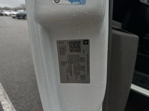 Used 2019 Chevrolet Express 3500 LT w/ LT Preferred Equipment Group image 31