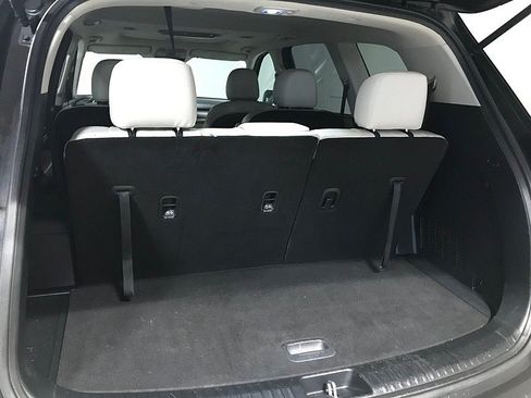 Used 2020 Kia Telluride S AWD/4WD image 32