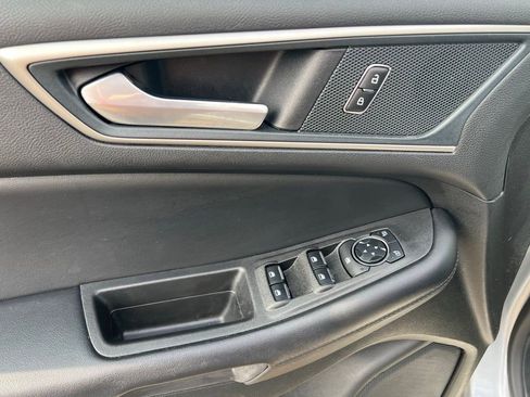 Used 2024 Ford Edge SEL image 16